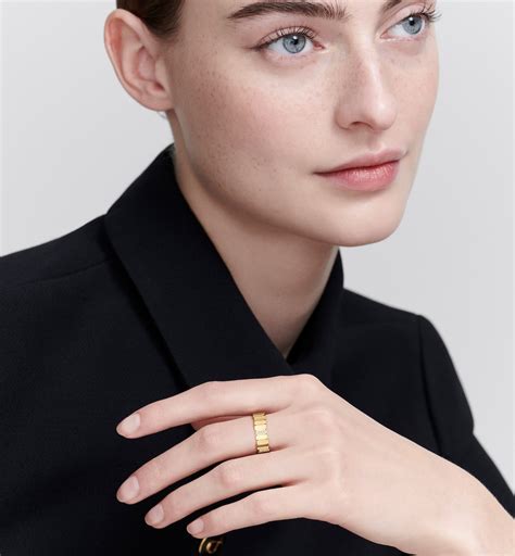 dior fashion rings|dior ring that says.